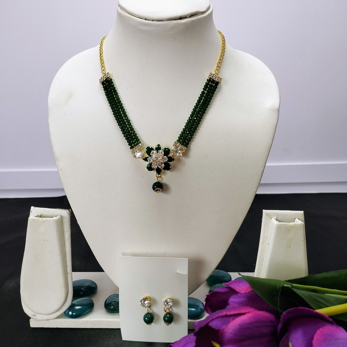 Green Colour necklace
