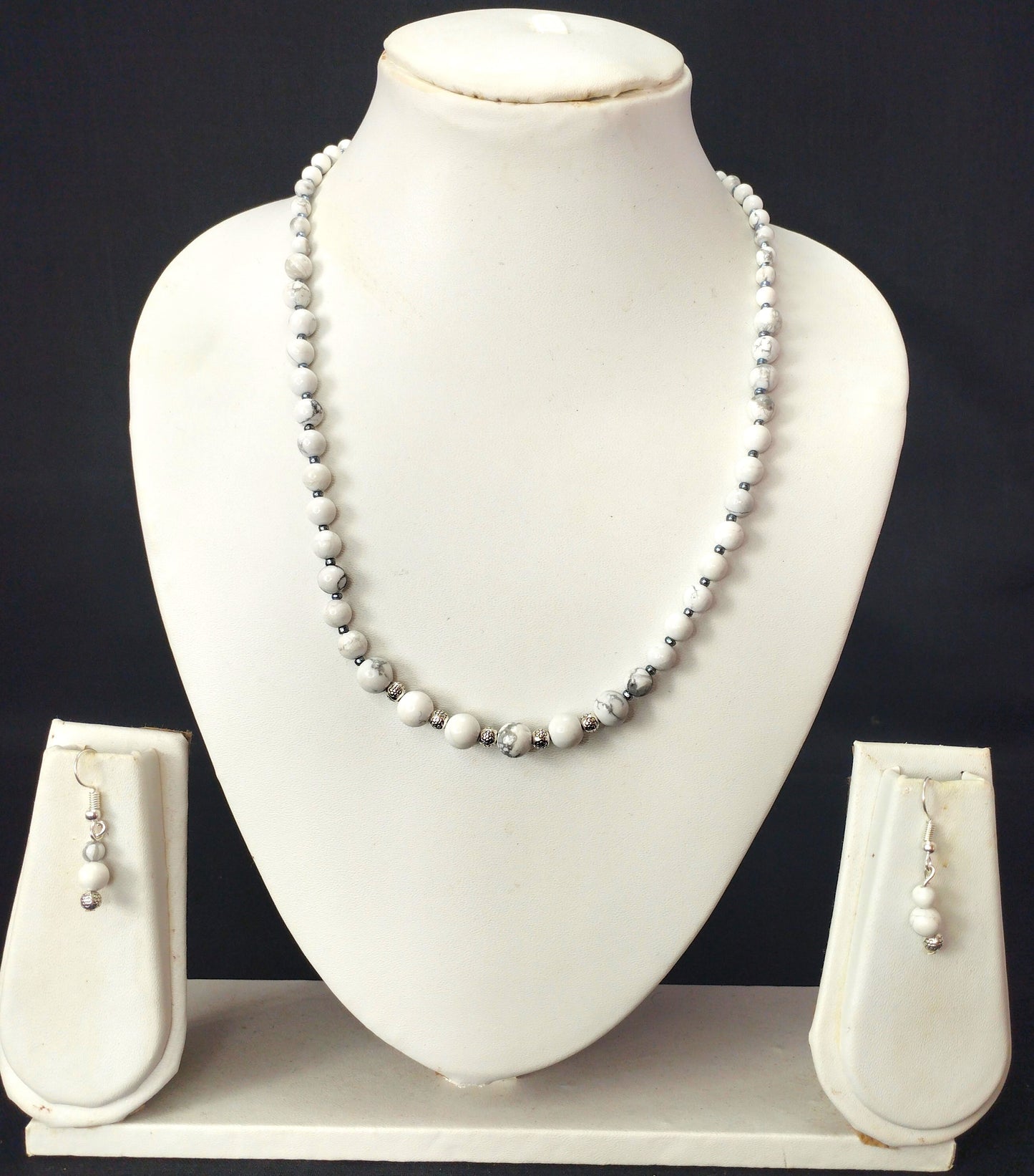White Howlite Necklace Set