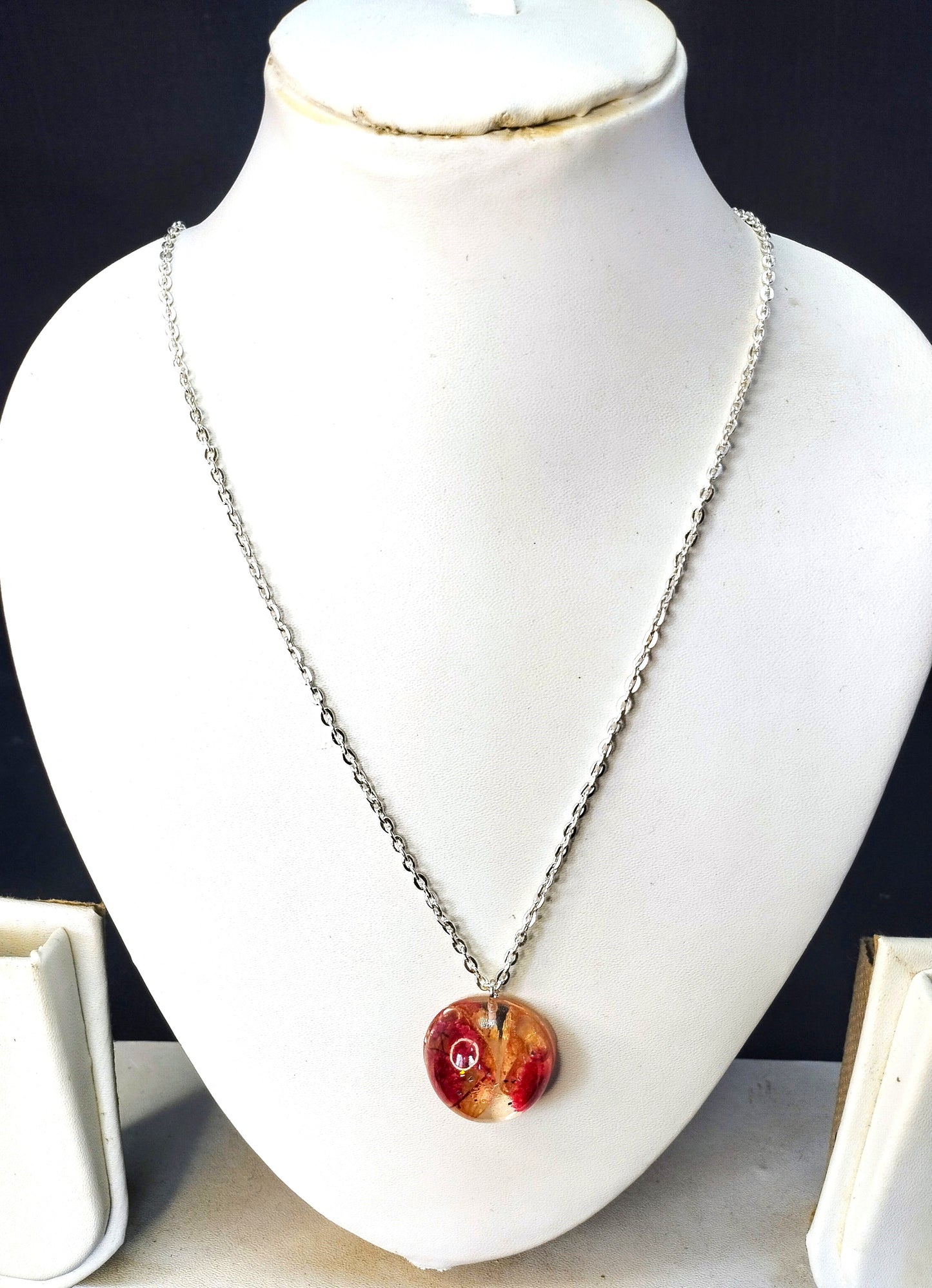 Silver chain with resin pendant