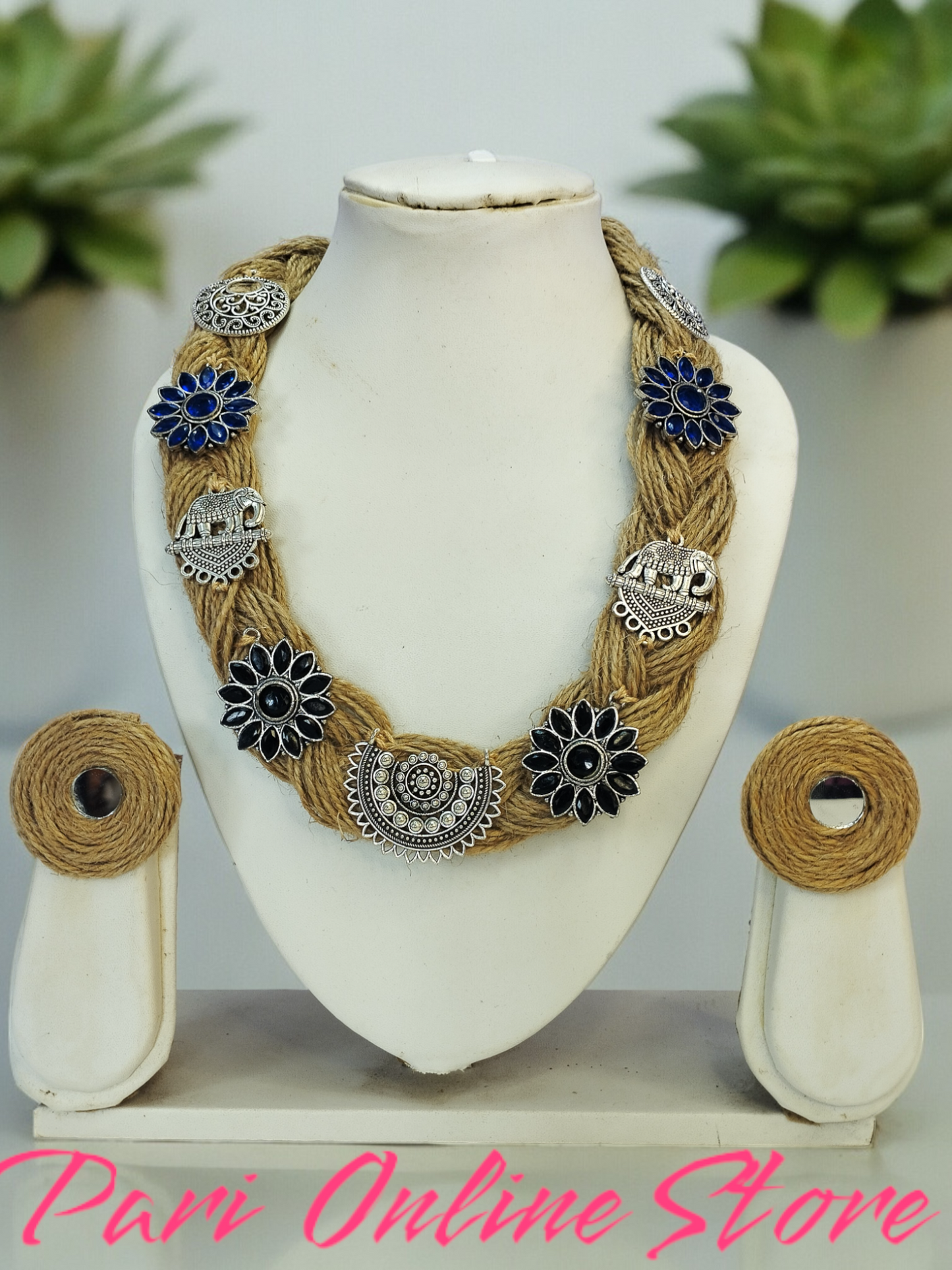 Silver Jute Necklace