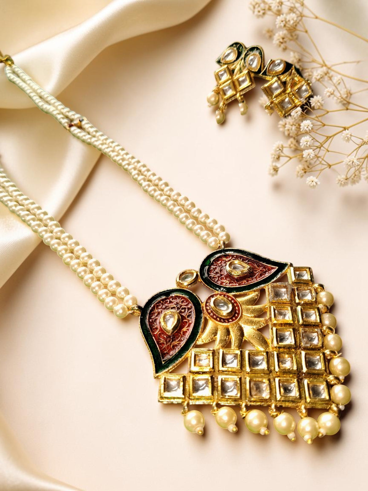 Pearl Two-Layer Kundan Pendant Necklace