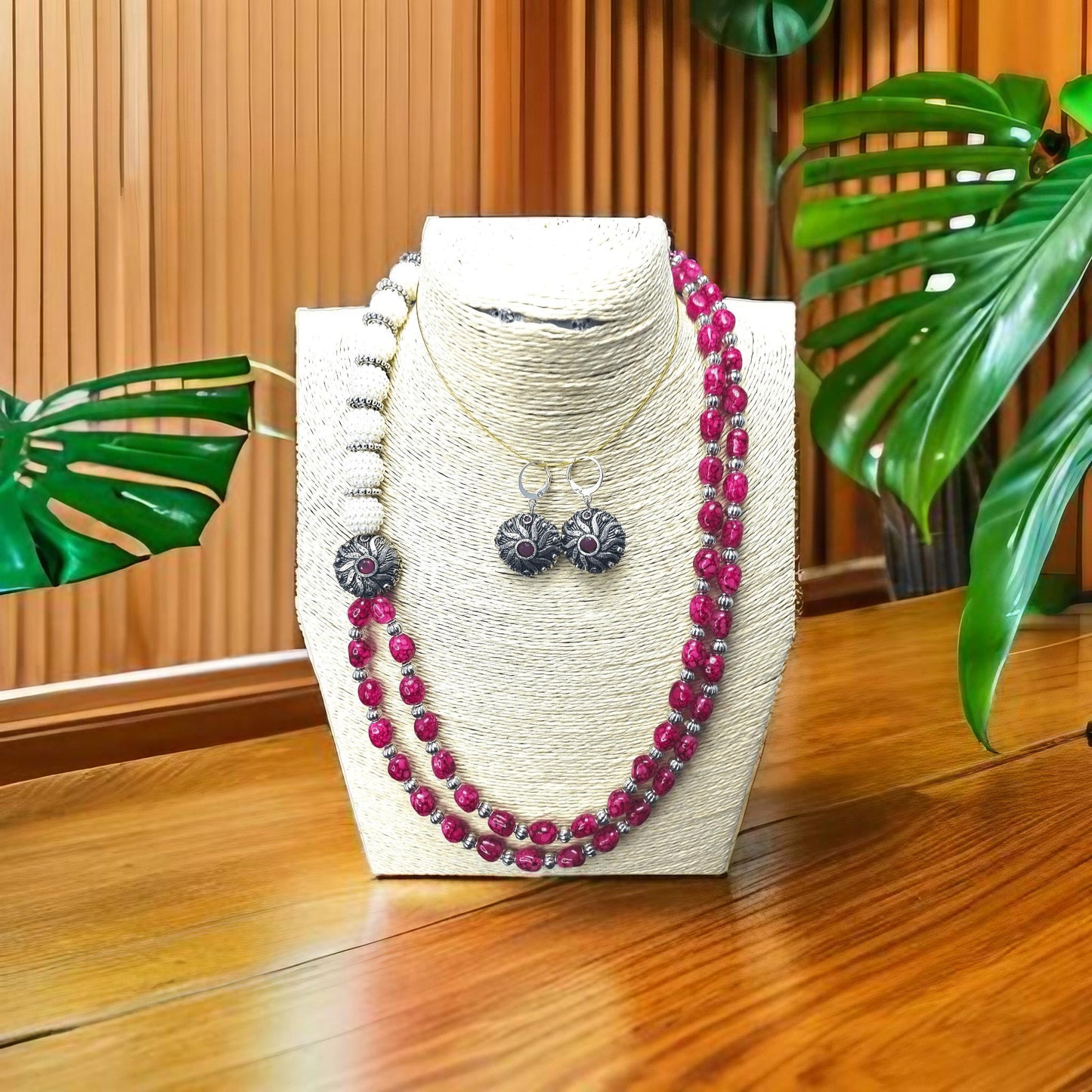 Pink Onyx and pearl Necklace  set