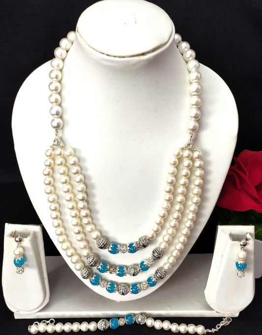 Off -white 3 layer necklace Set