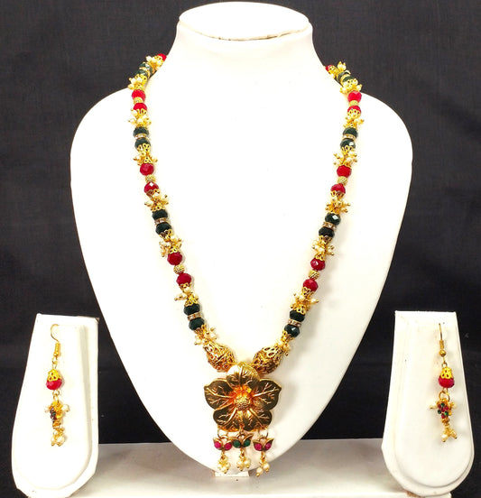 Maroon  and Green Golden Necklace
