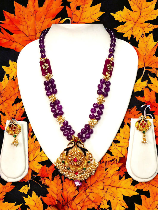Purple onyx beads  necklace